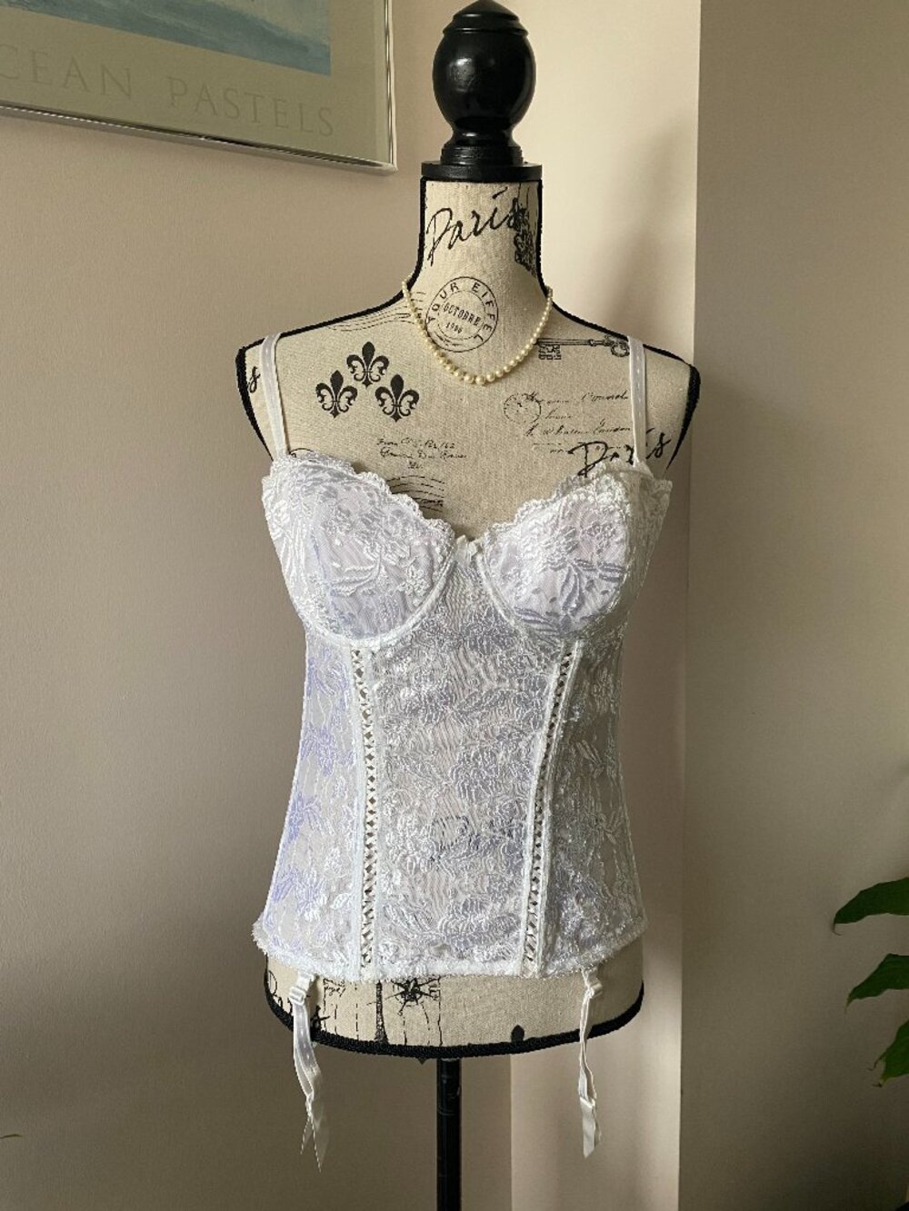 NWT Rochelle White Lace Bustier 38D With Matching High Cut White Lace Panties XL